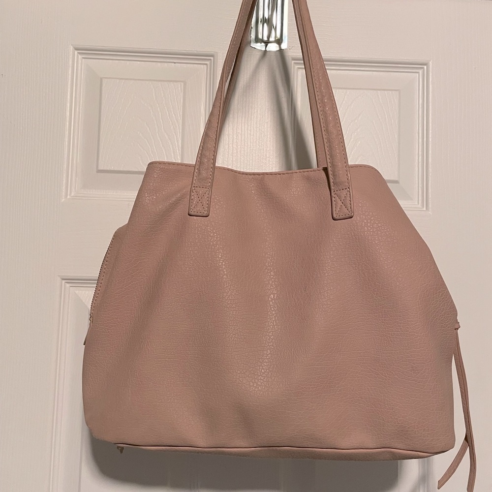 Mauve/blush pink shoulder bag